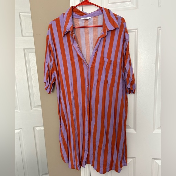 ascot & hart Dresses & Skirts - Ascot and Hart Purple and Burnt Orange Button Down shirt dress